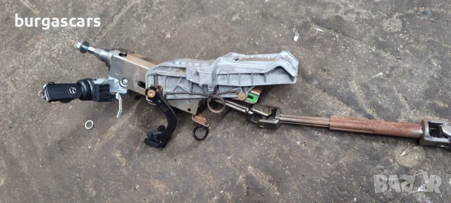 Конзола кормилен прът Mazda 3 - 80лв, снимка 2 - Части - 51128485