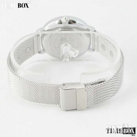 JUST CAVALLI Zebra Mesh Blue JC1L077M0065. Нов дамски часовник, снимка 4 - Дамски - 30501559