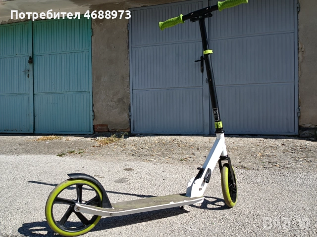 Детска тротинетка Byox Storm, снимка 4 - Скейтборд, ховърборд, уейвборд - 54349268