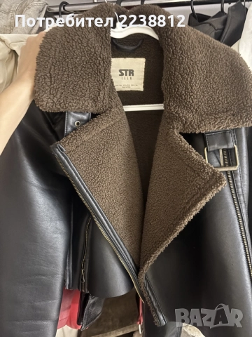 чисто ново кожено яке Stradivarius , снимка 2 - Якета - 56444087