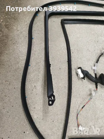 Уплътнения и инсталация задна дясна врата за Тойота авенсис т27 комби, снимка 3 - Части - 49195084