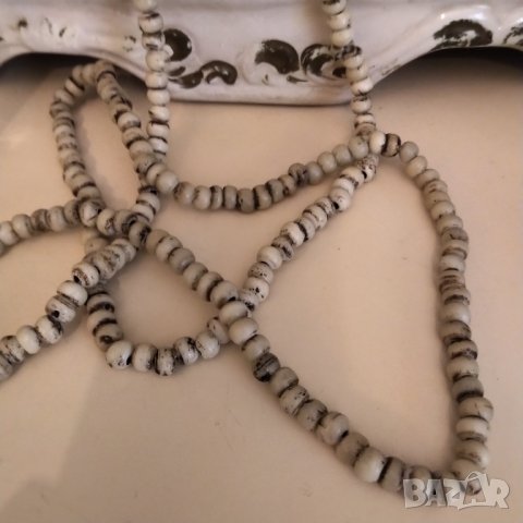 Стара огърлица естествена слонова кост НАМАЛЕНА, снимка 3 - Колиета, медальони, синджири - 37052367