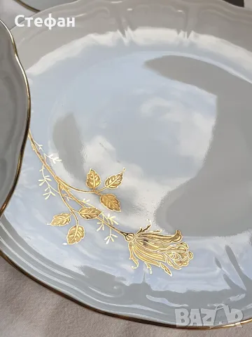 Комплект порцеланови чинии, снимка 2 - Антикварни и старинни предмети - 50236847