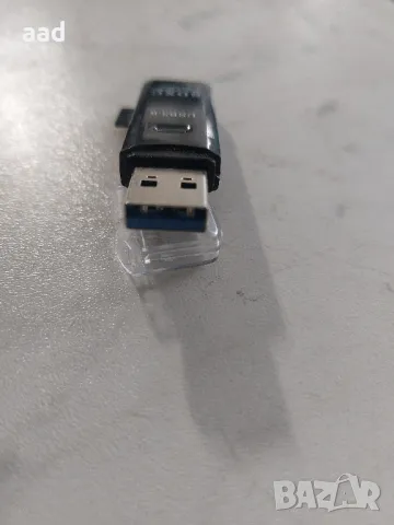 Продавам карт рийдър за SDXC и micro SDXC usb3.0., снимка 3 - Кабели и адаптери - 48875344