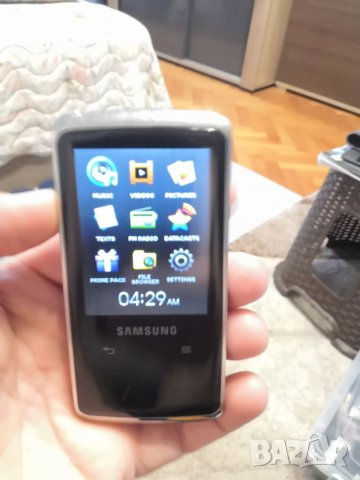 Музикален плеър Samsung YP-Q2 - 16 GB , снимка 2 - MP3 и MP4 плеъри - 36768725
