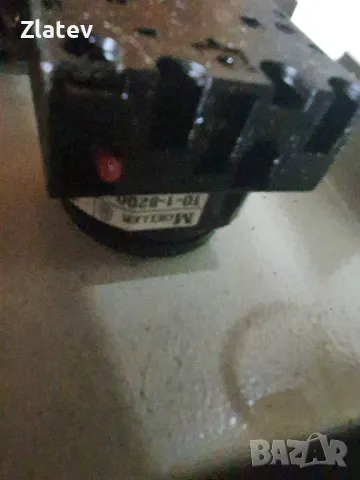 Включвател Moeller On-Off , снимка 4 - Други машини и части - 47997241