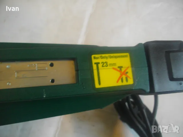 КОМБИНИРАН ЕЛЕКТРИЧЕСКИ ТАКЕР БОШ СКОБИ ПИРОНИ ДО 23мм ОРИГИНАЛЕН НЕМСКИ КАТО НОВ BOSCH PTK23E, снимка 8 - Други инструменти - 49328989