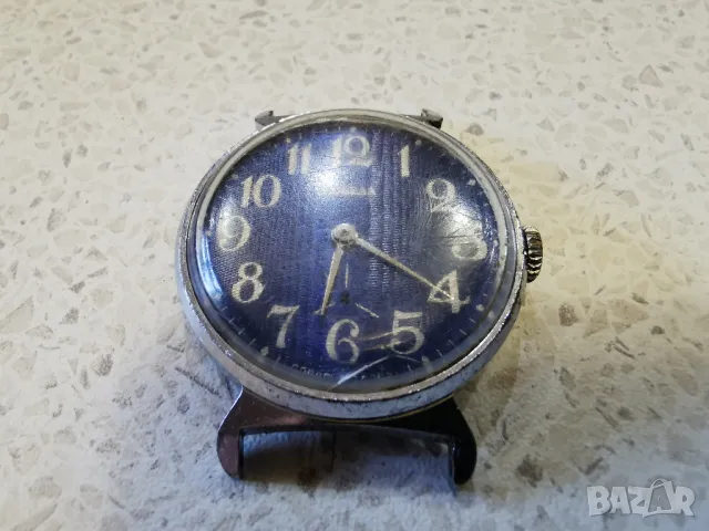 часовник победа, снимка 2 - Антикварни и старинни предмети - 49391591