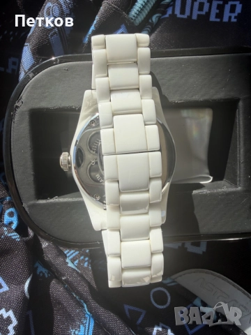 Часовник EMPORIO ARMANI Ceramica Leo AR 1426, снимка 6 - Дамски - 56058758