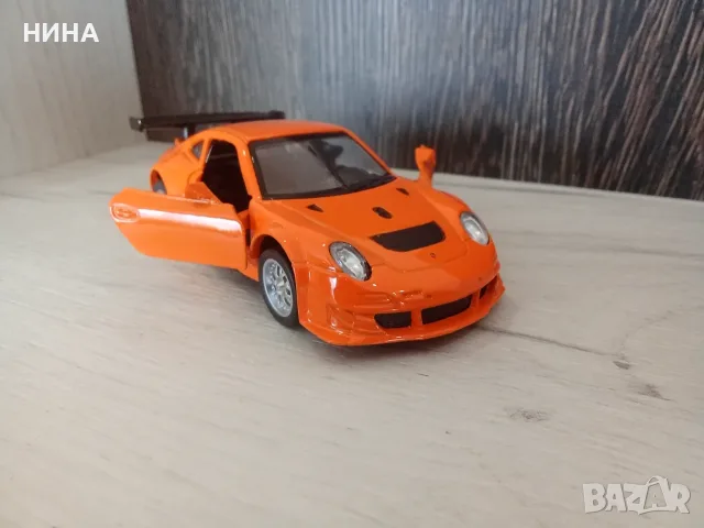 Метална количка Porsche 911 GT3 RSR !!!