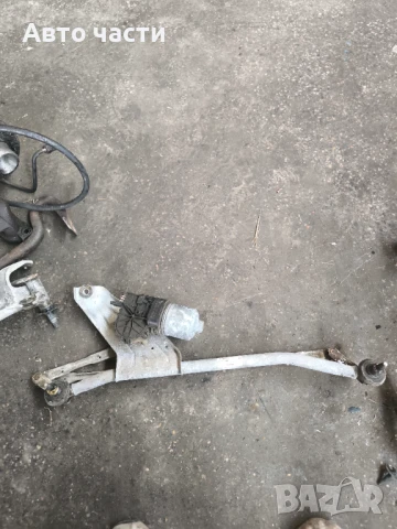 Моторче и Механизъм Предни Чистачки Дачия Дъстер - Сандеро - Логан - 0390241544 - 3397020879