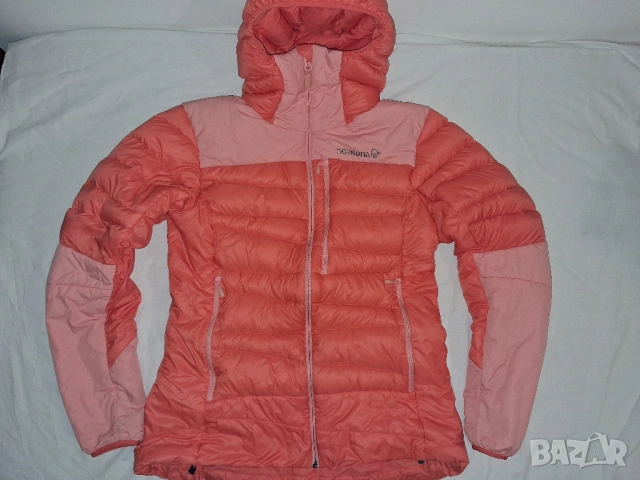 Norrona Women's Falketind Down750 Hood (М) дамско пухено яке, снимка 3 - Якета - 53363855
