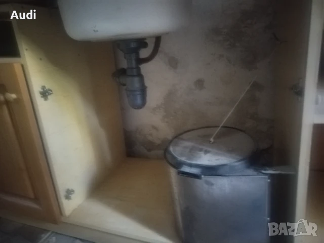 Кухненски шкафове,  горни и долни комплект Дължина 1.9 метра, снимка 4 - Кухни - 51380049