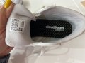 Нови оригинални кецове Adidas 39,3 номер бели и черни, снимка 4