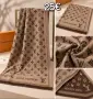 Дамски шалове Guess, Gucci, Louis Vuitton, Dior, снимка 5