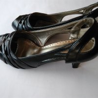 Дамски елегантни черни обувки на ток , снимка 2 - Дамски елегантни обувки - 36890598