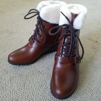 ПРОМО 🍊 UGG AUSTRALIA 🍊 Дамски водоустойчиви боти от естествена кожа нови с кутия, снимка 2 - Дамски боти - 19897306