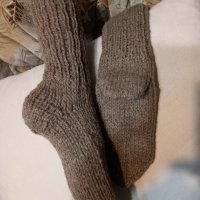 Ръчно плетени чорапи от вълна размер 36, снимка 1 - Дамски чорапи - 39480462