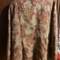 Дамско подплатено палтенце цветно , снимка 2 - Палта, манта - 31525972