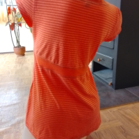 Блузка/тениска в оранжево на бели раета, снимка 6 - Тениски - 44932607