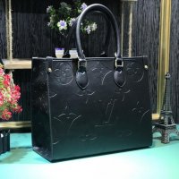 Дамска чанта Louis Vuitton код 315 , снимка 1 - Чанти - 35628039