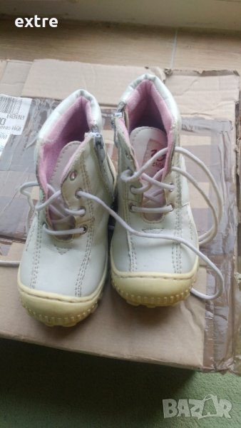 Детски кожени боти 24 номер за момиченце бели, снимка 1