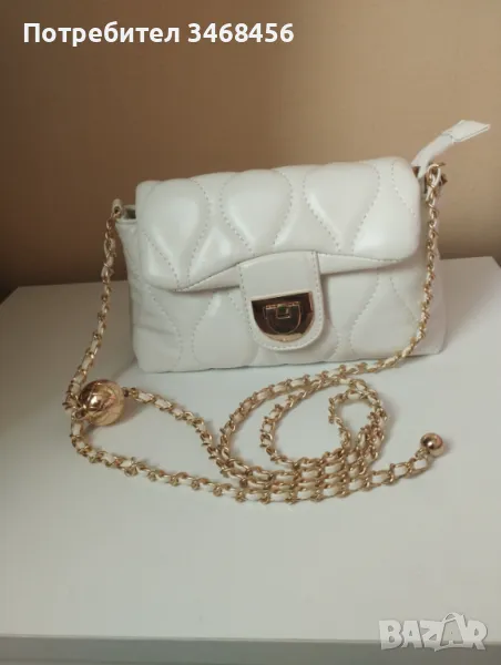 Дамска бяла малка чанта, снимка 1