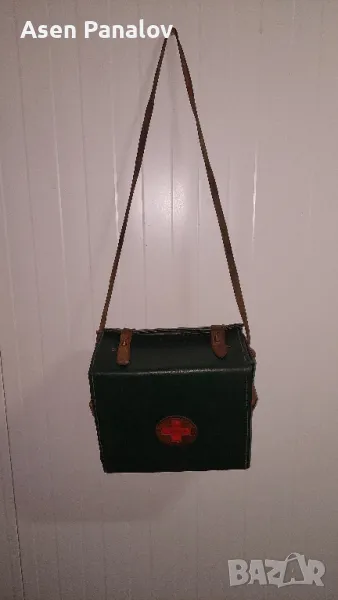 Ретро кожена аптечка/пълна, снимка 1