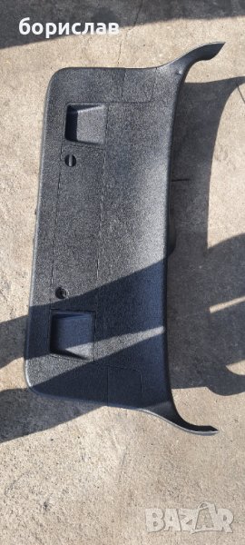 Кора пета врата за пасат б6 , снимка 1