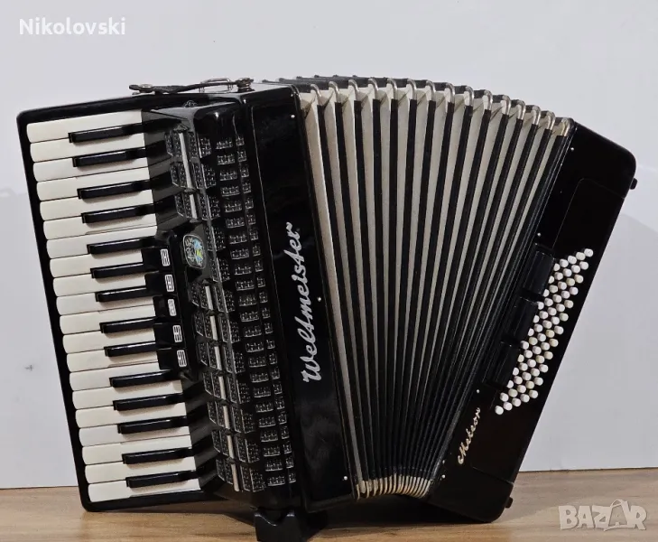 Акордеон Weltmeister Meteor , снимка 1