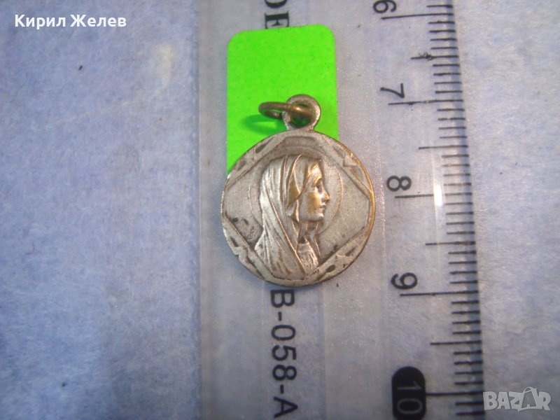 СТАРА БРОНЗОВА ДВУСТРАННА РЕЛЕФНА КАТОЛИЧЕСКА РЯДКА ПОСРЕБРЕНА ИКОНКА МАЙСТОРСКА АРТ ИЗРАБОТКА 27450, снимка 1