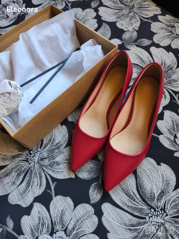 Елегантни червени обувки, снимка 1
