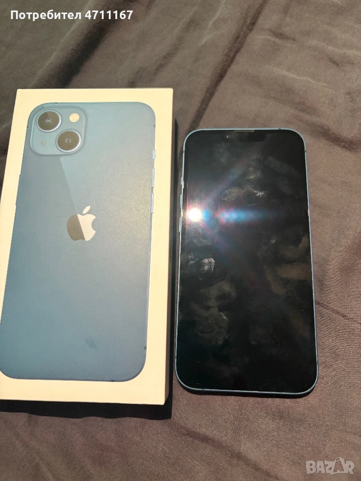 Iphone/айфон 13 128 гб син, леко спукан от задната страна , снимка 1