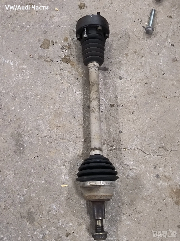 Лява полуоска за Голф 4 Ауди А3 Сеат Шкода 1.6 VW Golf 4 Audi A3 Seat Skoda Bora 1.6 1.8, снимка 1