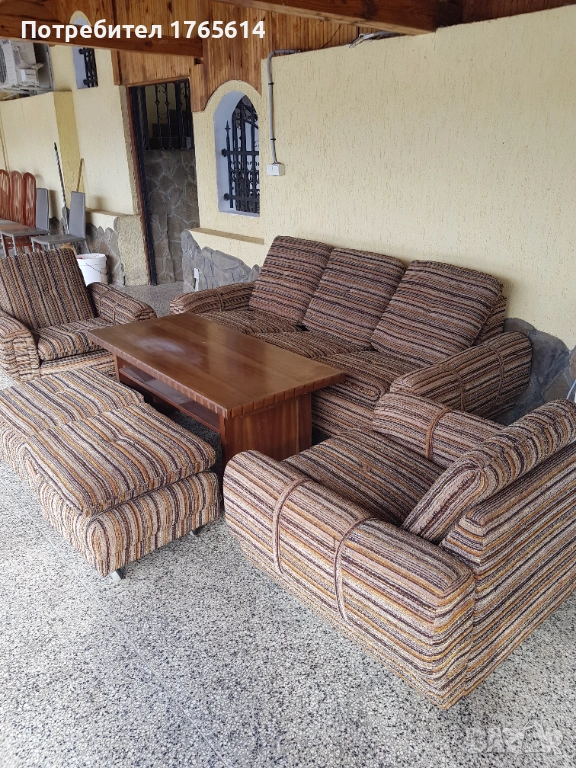 Холна гарнитура заедно с масичка, снимка 1