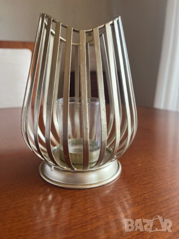 Украса за маса от изкуствени рози, снимка 12 - Други - 52572323