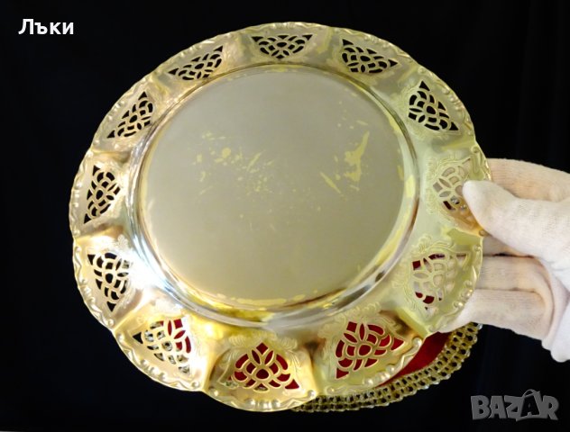 Бронзова чиния с ажур 23 см.,бароков релеф. , снимка 3 - Антикварни и старинни предмети - 40589349