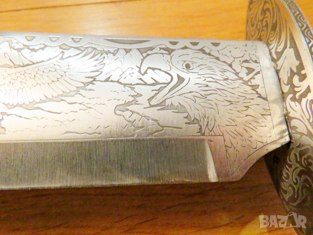 【Нож】Стар Огромен Американски нож  с гравюри по острието  Американски орел, снимка 5 - Антикварни и старинни предмети - 38465132