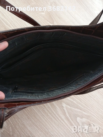 продавам дамска чанта , снимка 6 - Чанти - 51778684