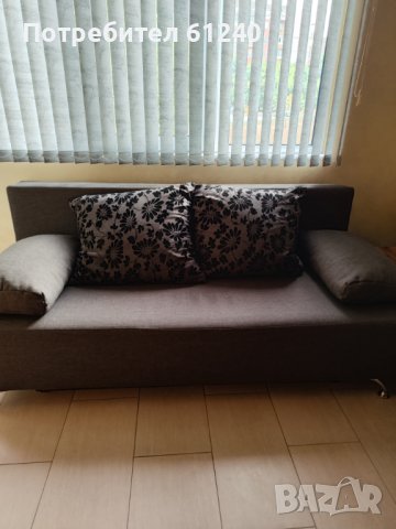 Продавам нов изключително конфортен и луксозен диван , дамаска плат с четири възглавници, снимка 1 - Дивани и мека мебел - 42317026