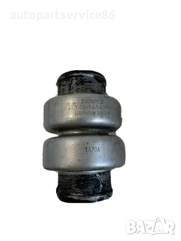 Маркуч на интеркулер за Land Rover Range Rover L322 3.0 Td6 (2006) Z0012800