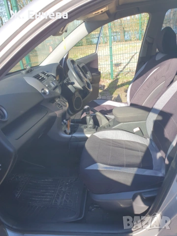 Джип  Toyota RAV 4/   4х4,  2.2 дизел / десен волан, снимка 5 - Автомобили и джипове - 53934425