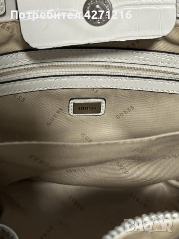Оригинална чанта Guess, снимка 3 - Чанти - 55786626