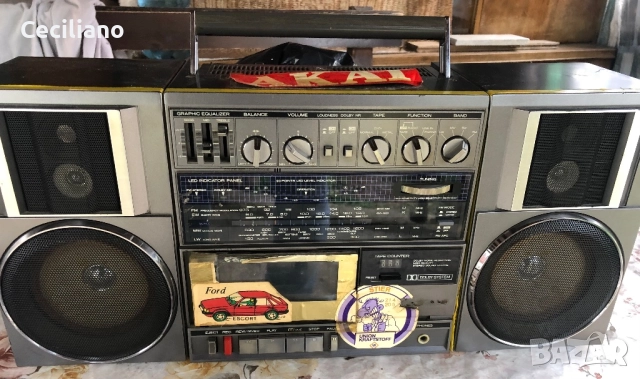 Радиокасетофон HITACHI TRK-9100 