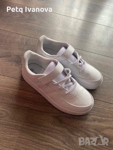 Кецове Adidas, снимка 1 - Детски маратонки - 42823712