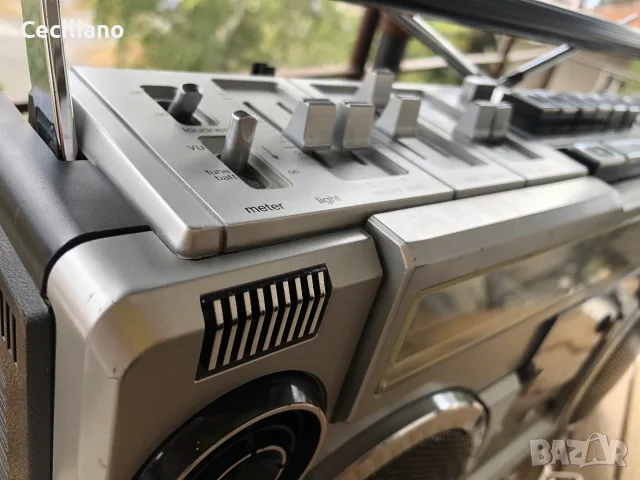 радиокасетофон SHARP GF 9191 E -SILVER (Japan), снимка 3 - Радиокасетофони, транзистори - 56303128
