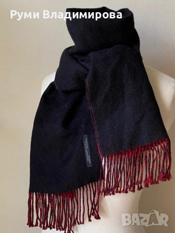 Червен/ черен шал, от 100 % baby alpaca/ мъжки шал, снимка 4 - Шалове - 48605873