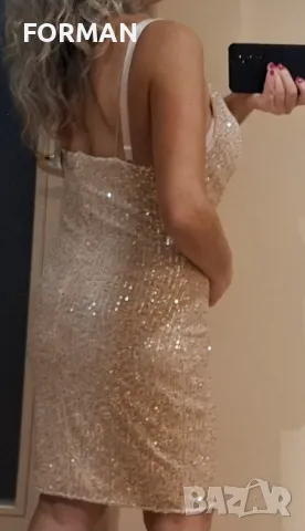 Рокля със златисти пайети и дълбоко деколте , снимка 3 - Рокли - 48329684