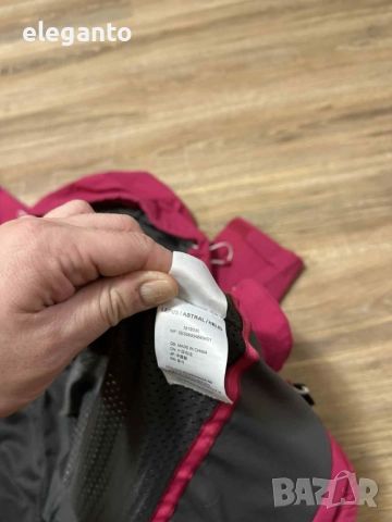 Висок клас Hard Shell дамско яке HAGLOFS GoreTex 28.000мм Lepus Jacket , XS размер, снимка 10 - Якета - 52827003