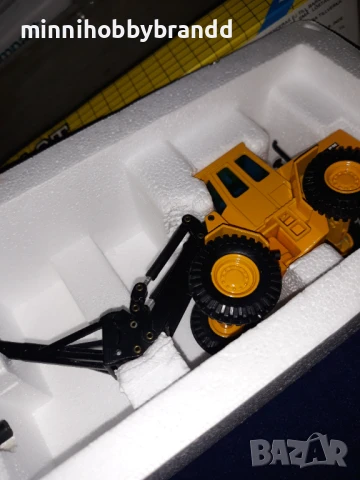 Volvo FH 12  420 1.43 Volvo BM L 70 1.50  Deutz Fahr Tractor 1.32  , снимка 6 - Колекции - 50832702